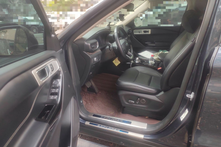 福特 探险者 2020款 EcoBoost 285 四驱钛金版 6座中控内饰20