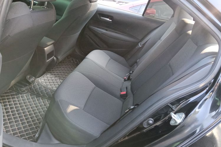 丰田 雷凌 2019款 185T CVT豪华版 国VI中控内饰7004