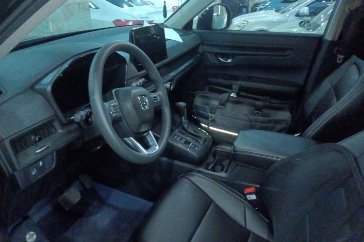 本田CR-V 2024款 240TURBO 两驱活力版 5座中控内饰19