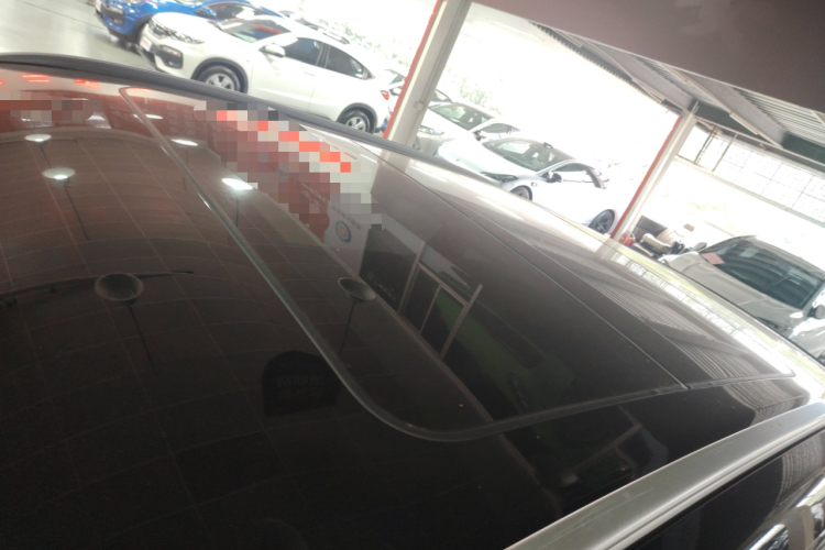 本田UR-V 2020款 370TURBO 四驱尊享版局部细节57