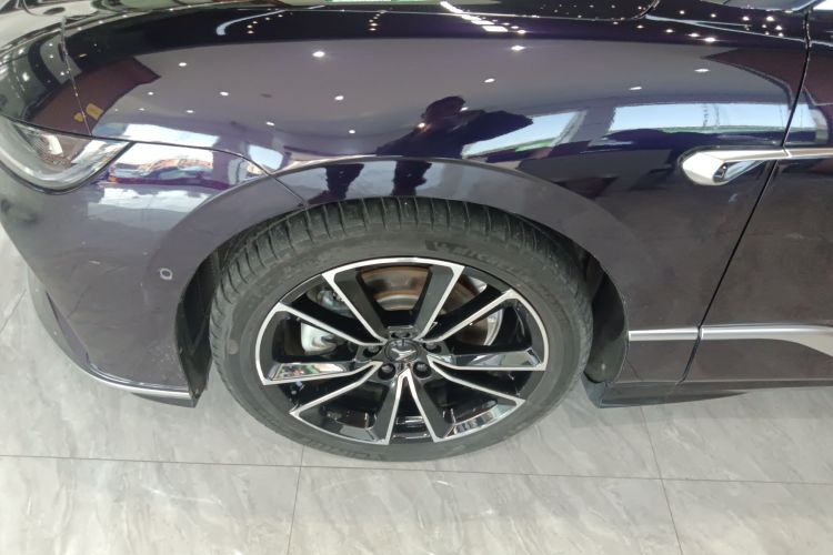 岚图汽车 岚图追光 2024款 PHEV 四驱超长续航旗舰版车身外观6007