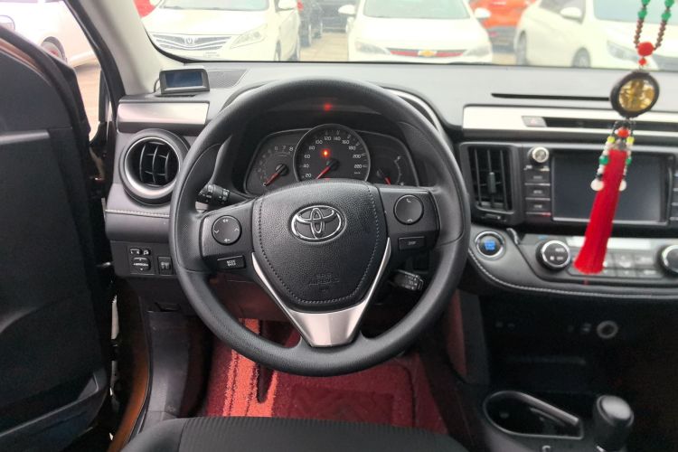 丰田 RAV4荣放 2016款 2.0L CVT两驱风尚版 国V中控内饰13