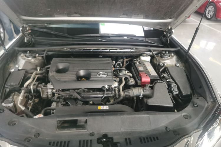 雷克萨斯ES 2022款 200 卓越版局部细节24