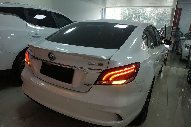 名爵 MG6 2019款 20T 自动星辉版车身外观6004