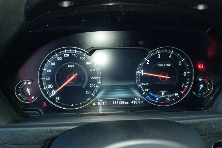 宝马3系GT 2019款 320i M运动套装中控内饰14