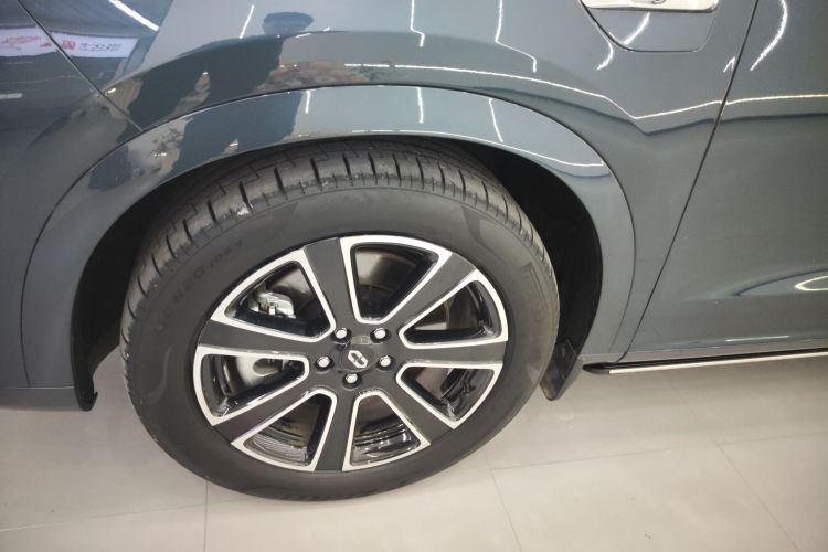 鸿蒙智行 问界M7 2024款 1.5T 智驾后驱Ultra版 5座车身外观6007