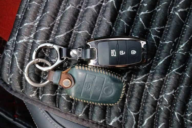 起亚KX5 2016款 1.6T 自动两驱DLX中控内饰11