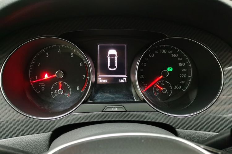 大众 高尔夫·嘉旅 2018款 280TSI 自动豪华型局部细节14