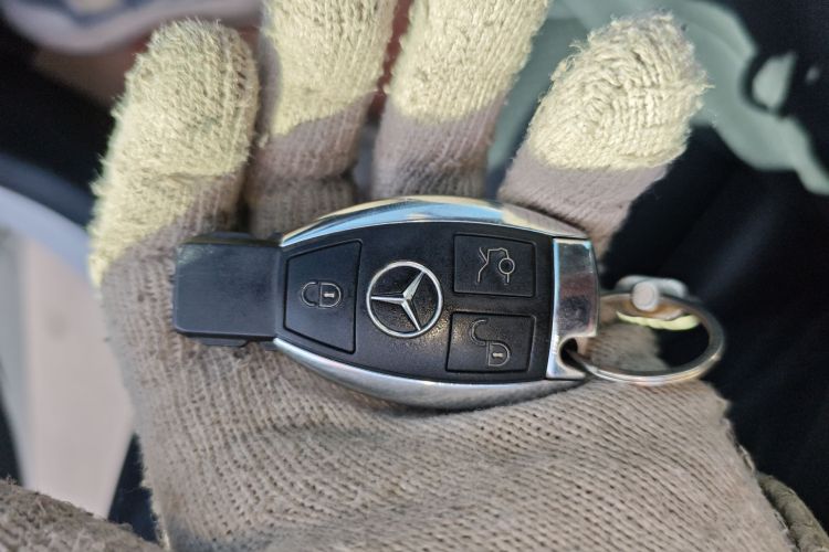 奔驰C级 2016款 C 180 L 运动型中控内饰7001