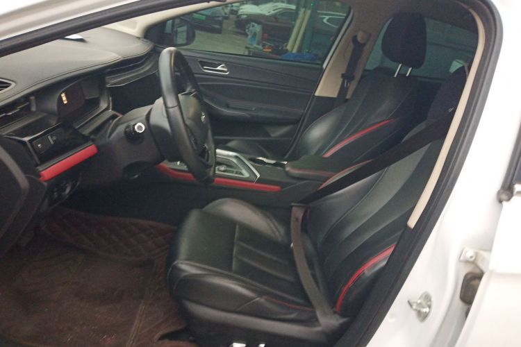 奇瑞 艾瑞泽5 PLUS 2021款 小泽 1.5T CVT享PLUS中控内饰19