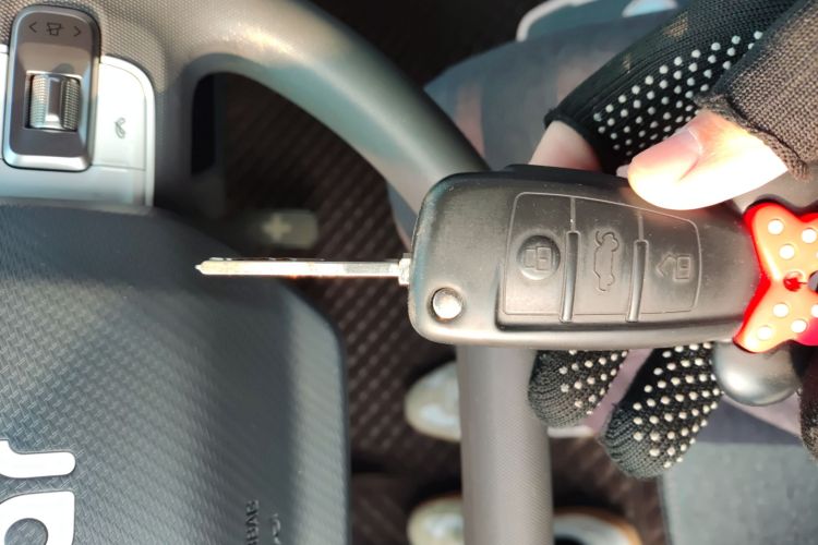 奇瑞 QQ冰淇淋 2022款 120km 甜筒 磷酸铁锂中控内饰11