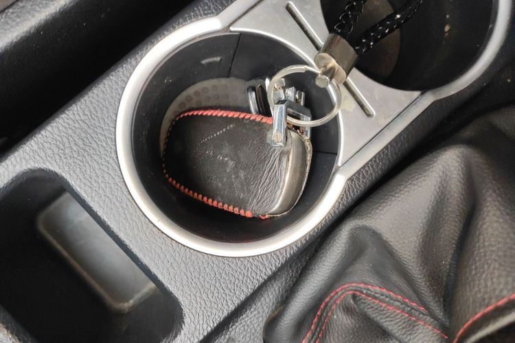 哈弗H6 2015款 改款 运动版 1.5T 手动两驱精英型中控内饰11