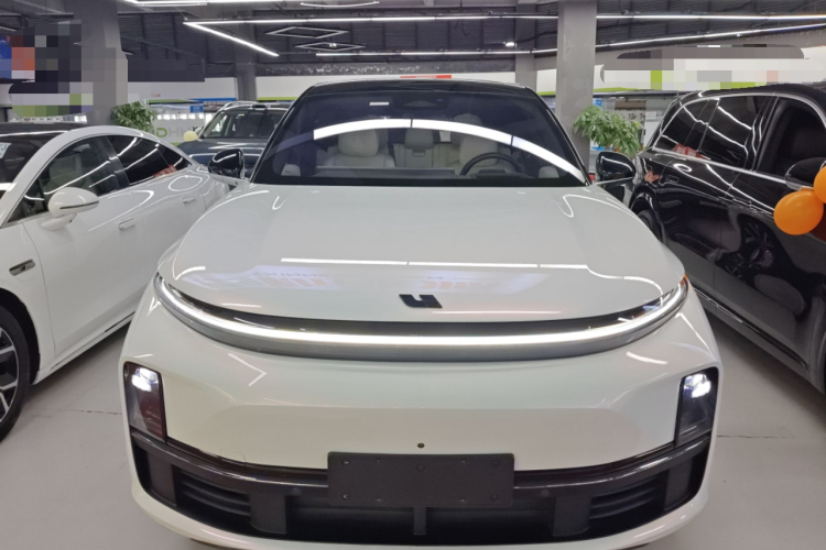 理想汽车 理想L7 2023款 Air车身外观2