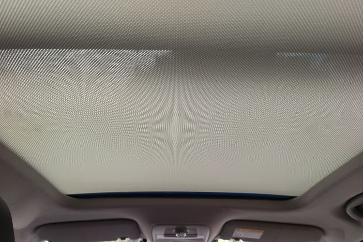 荣威RX5 2016款 20T 两驱自动互联网智享版中控内饰22