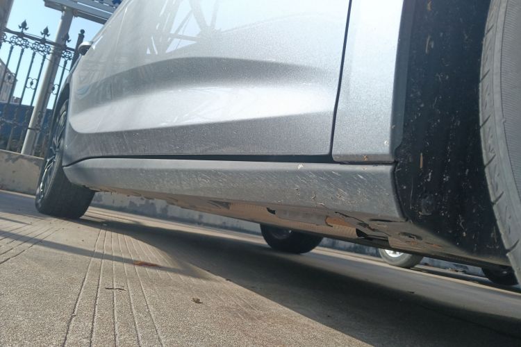 比亚迪 秦L 2024款 DM-i 120KM卓越型局部细节9001