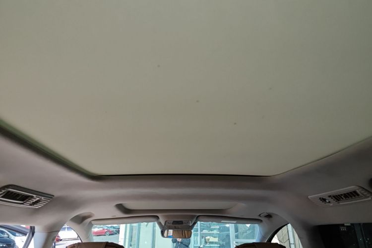 腾势D9 2024款 DM-i 980 四驱旗舰型局部细节22