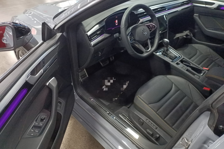 一汽-大众CC 2024款 380TSI 夺目版中控内饰20