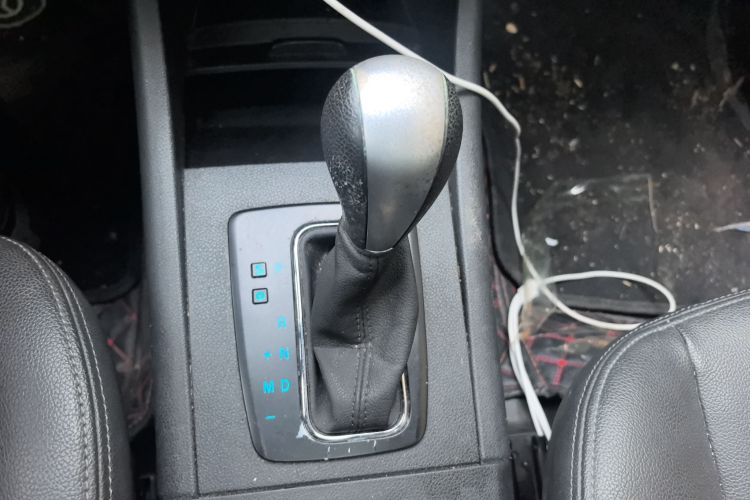 北京汽车 绅宝X65 2015款 2.0T 自动精英型中控内饰18