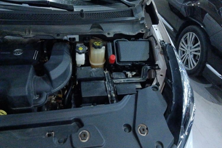 别克GL8 2023款 陆上公务舱 智享型机舱底盘26