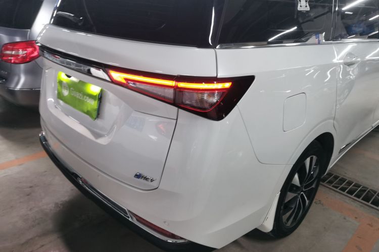五菱汽车 五菱佳辰 2023款 2.0L DHT旗舰型车身外观6006