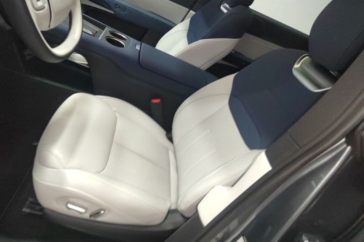 小鹏G6 2023款 755 超长续航 Pro局部细节19