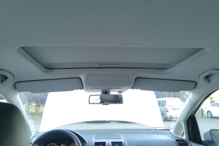 大众 途安 2013款 1.4T DSG舒适版5座中控内饰22