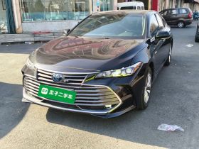 丰田 亚洲龙 2019款 双擎 2.5L 豪华版 国VI
