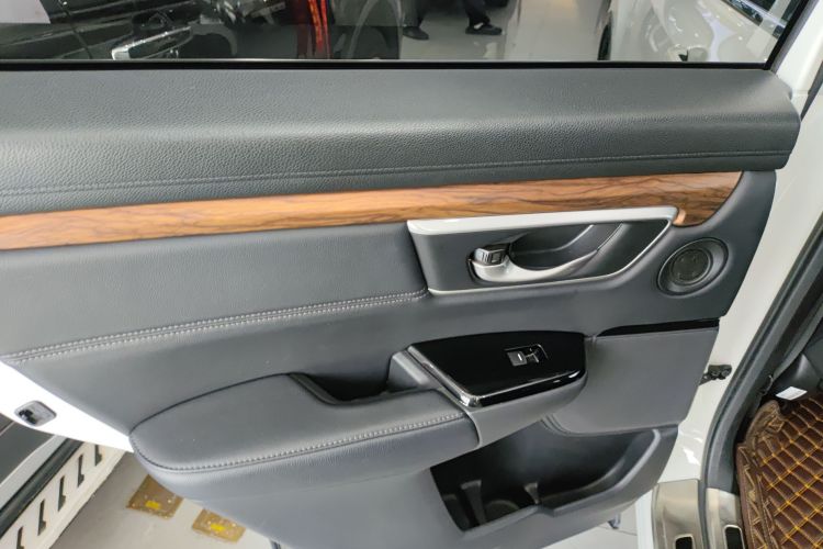 本田CR-V 2019款 240TURBO CVT两驱风尚版 国V中控内饰49