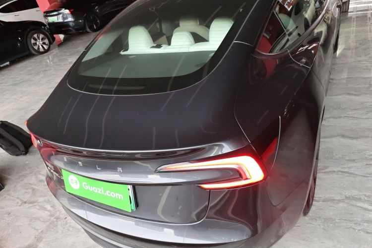 特斯拉 Model 3 2023款 长续航全轮驱动版车身外观6