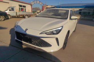 荣威i5 2023款 1.5L CVT尊荣版