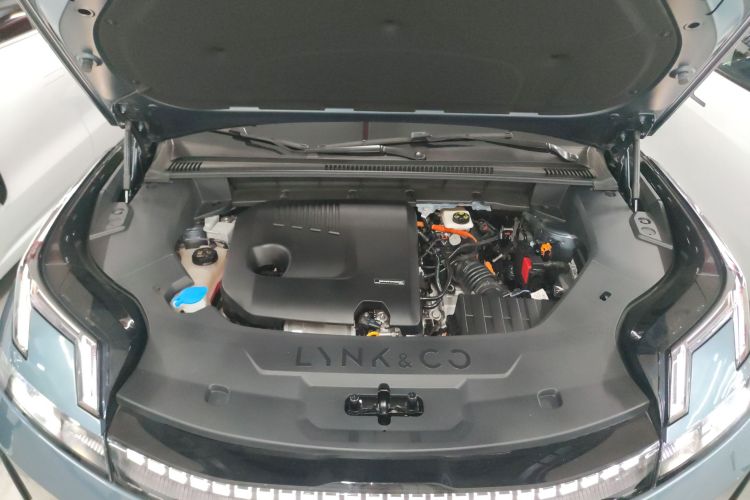 领克08 EM-P 2025款 220km 四驱性能Halo局部细节24