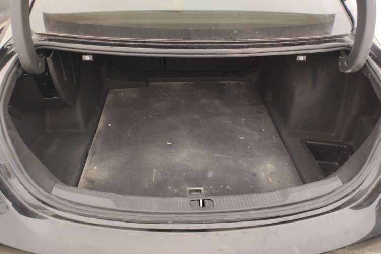 别克 君越 2022款 552T 豪华型局部细节23