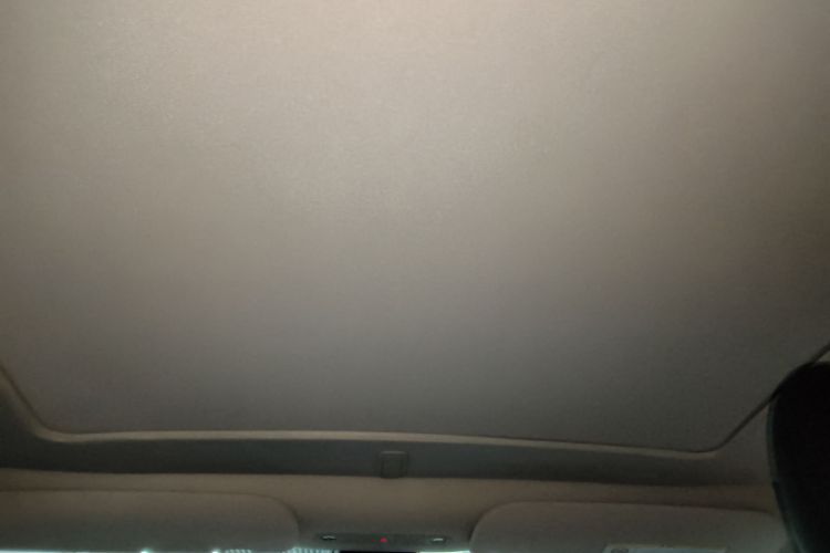 特斯拉 Model Y 2024款 长续航全轮驱动版中控内饰22