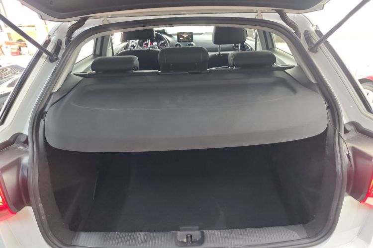 奥迪Q2L 2020款 35 TFSI 进取动感型局部细节23