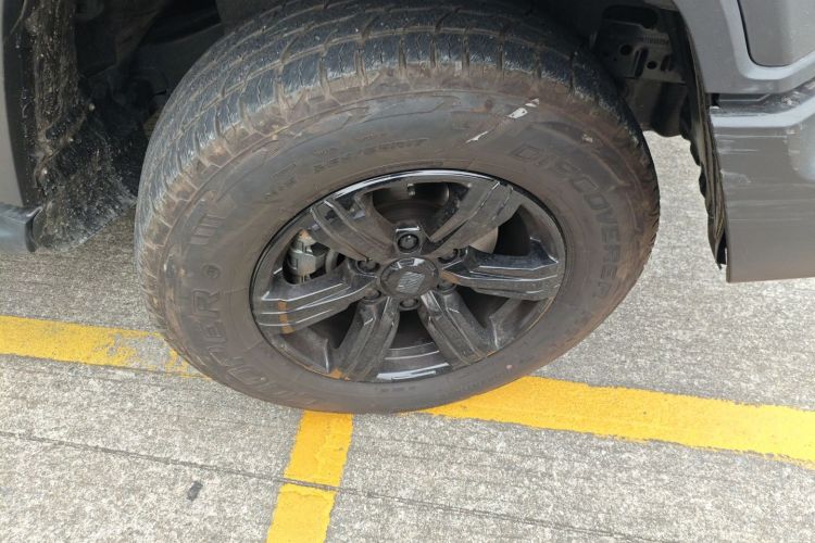 坦克300 2024款 2.0T 征服者车身外观10