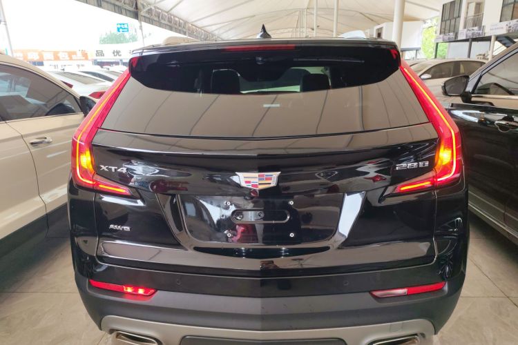 凯迪拉克XT4 2021款 28T 两驱领先型车身外观6