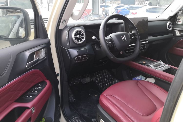 坦克300新能源 2025款 Hi4-T中控内饰7003