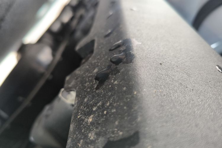 零跑汽车 零跑T03 2024款 200轻享版机舱底盘30