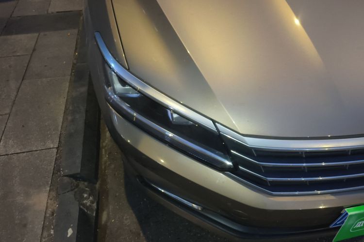 大众 帕萨特 2017款 330TSI DSG尊荣版车身外观8