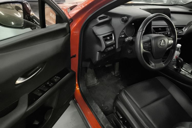 雷克萨斯UX新能源 2020款 300e 纯·享版中控内饰20