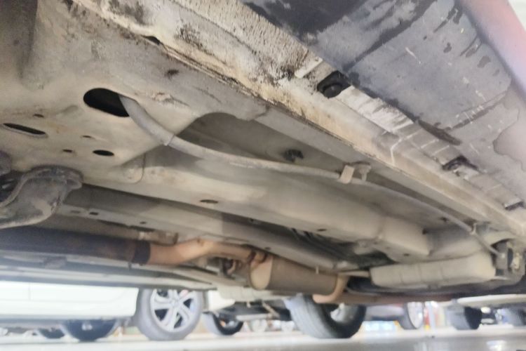 道奇 酷威 2014款 2.4L 两驱旅行版局部细节9004