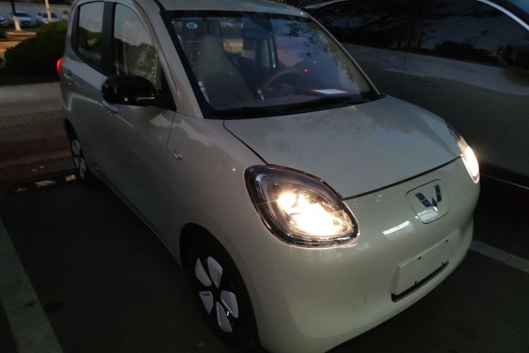 五菱汽车 宏光MINIEV 2025款 四门版 进阶款车身外观3