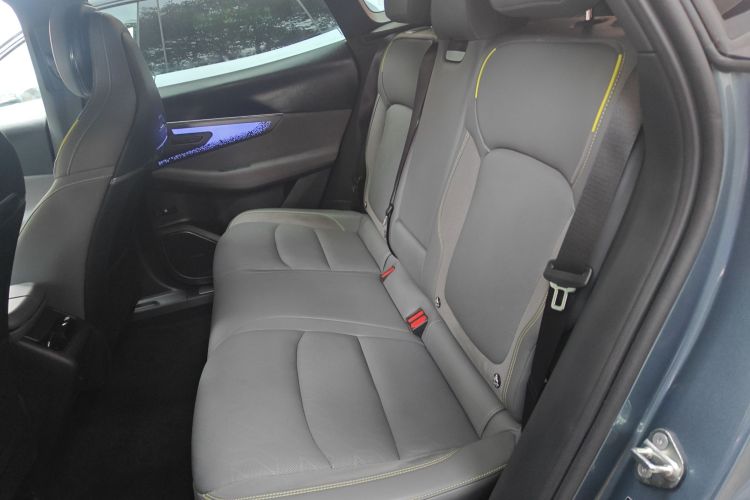 领克08 EM-P 2025款 220km 四驱性能Halo中控内饰7004