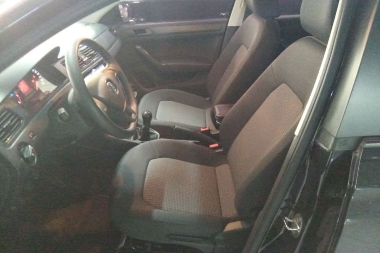 大众 桑塔纳 2016款 1.6L 手动风尚版中控内饰19