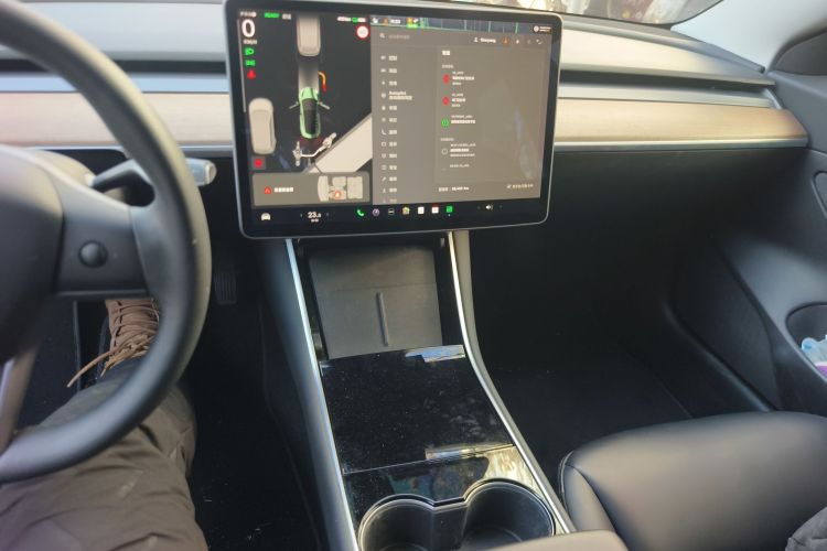 特斯拉 Model 3 2020款 改款 长续航后轮驱动版中控内饰16
