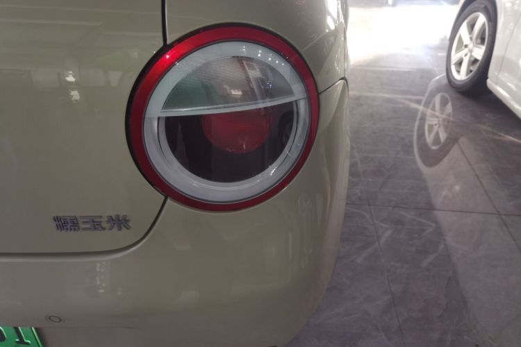 长安启源 长安Lumin 2023款 205km 香沁款车身外观9