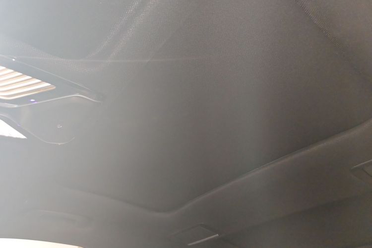 宝马7系 2018款 740Li 领先型 M运动套装中控内饰22