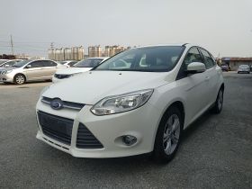 福特 福克斯 2012款 两厢 1.6L 自动风尚型