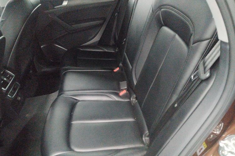 奥迪Q5L 2018款 40 TFSI 荣享进取型 国V中控内饰21