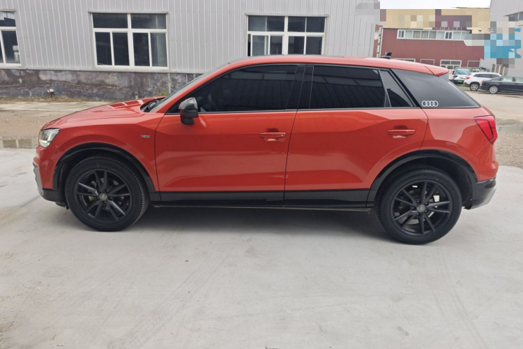 奥迪Q2L 2021款 35 TFSI 进取动感型车身外观4